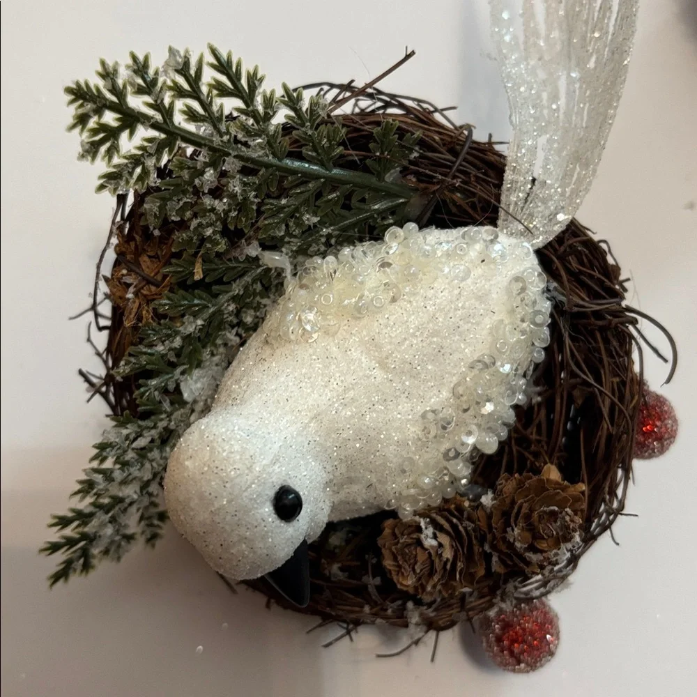 Dove Ornaments in Nest SET OF 13 NEW WHITE DOVE in nest with glitter Tree Clips